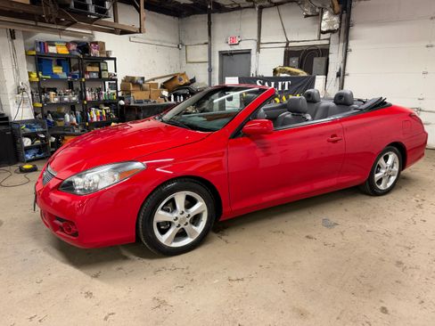 Used 2008 Toyota Solara SLE Convertible FWD image 25