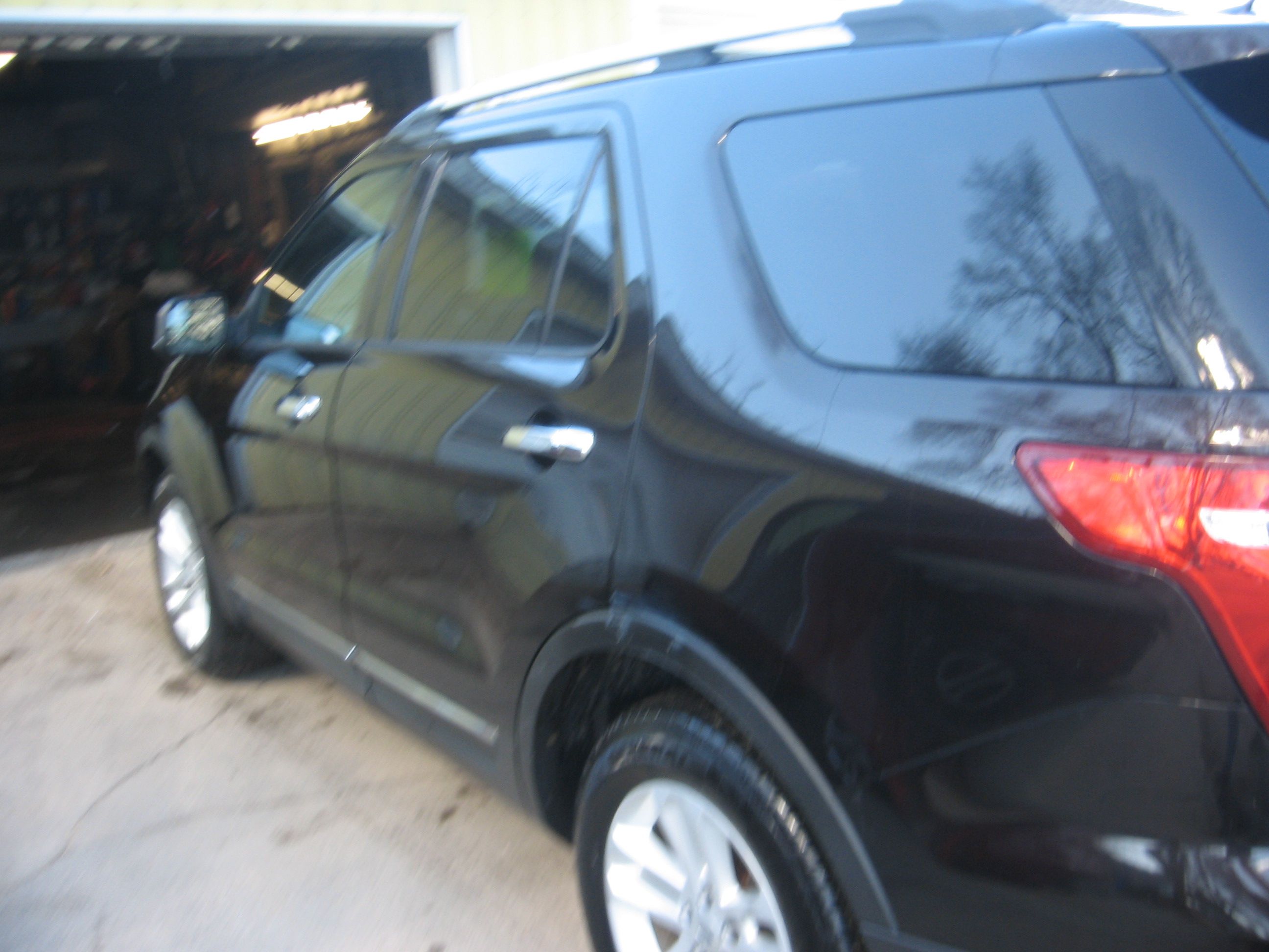 Used 2013 Ford Explorer XLT FWD image 6