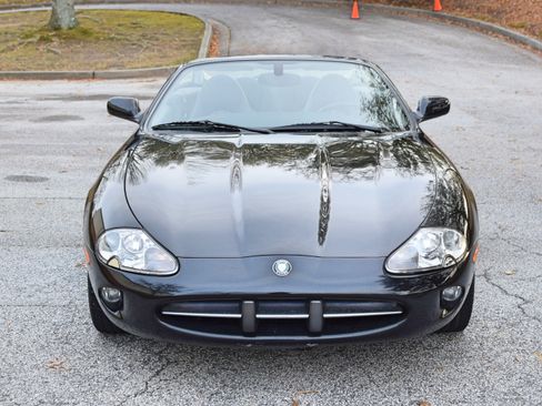 Used 2000 Jaguar XK8 image 3