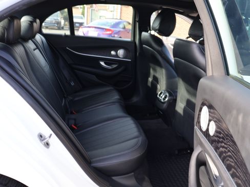 Used 2020 Mercedes-Benz E 450 image 16
