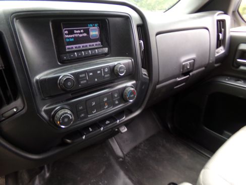 Used 2015 Chevrolet Silverado 1500 2WD Regular Cab W/T image 18