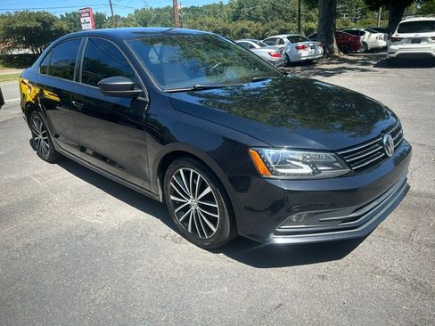 Used 2016 Volkswagen Jetta Sport Sedan FWD image 7