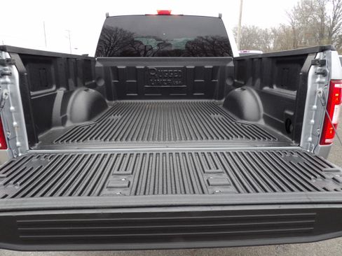 Used 2020 Ford F150 STX image 16