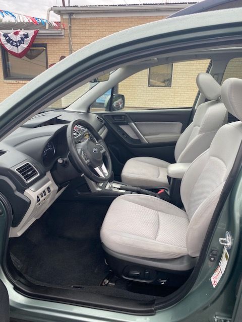 Used 2018 Subaru Forester 2.5i Premium AWD/4WD image 13