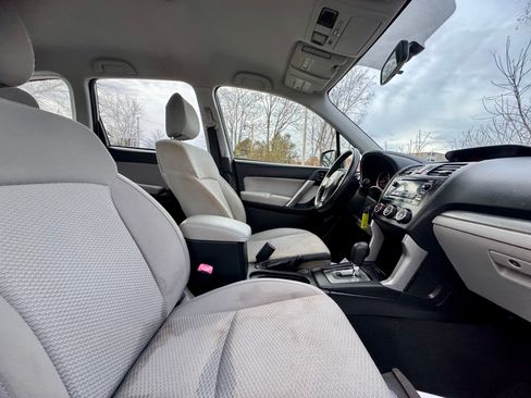 Used 2015 Subaru Forester 2.5i image 13