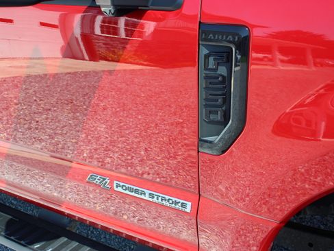 Used 2022 Ford F250 4x4 Crew Cab Super Duty image 15