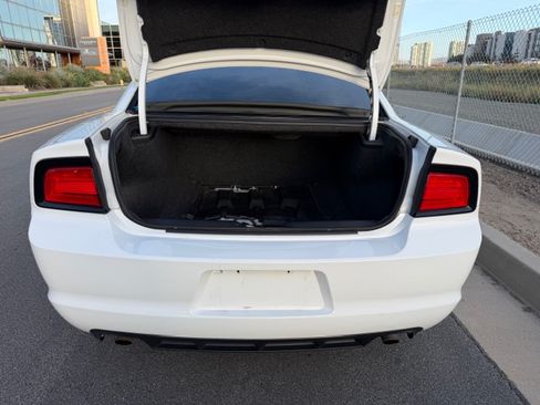 Used 2014 Dodge Charger AWD/4WD image 16