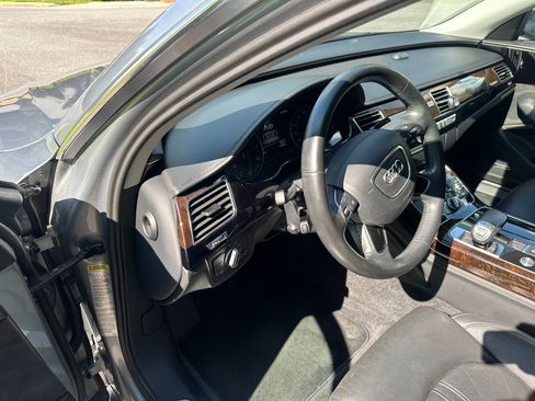 Used 2012 Audi A8 L 4.2 image 26