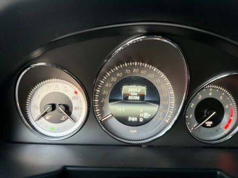 Used 2015 Mercedes-Benz GLK 350 image 22