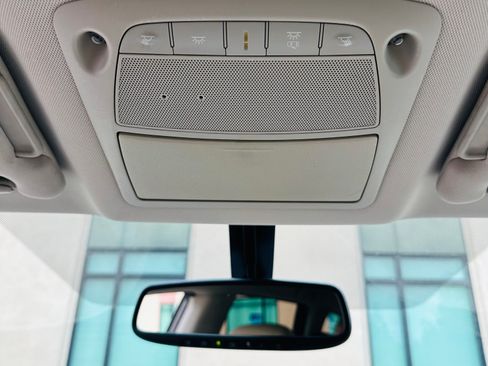 Used 2017 Nissan Pathfinder SV image 31