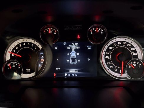 Used 2016 RAM 1500 Sport image 11