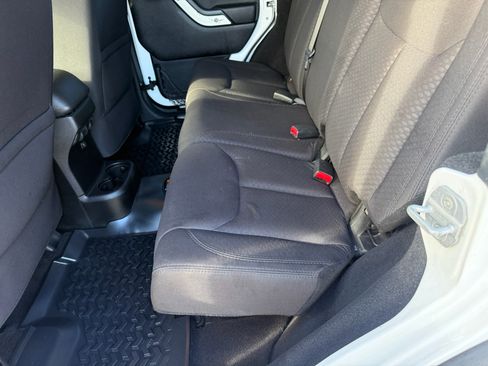 Used 2013 Jeep Wrangler Unlimited Sport image 65