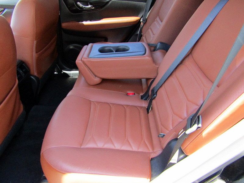 Used 2017 Nissan Rogue AWD image 20