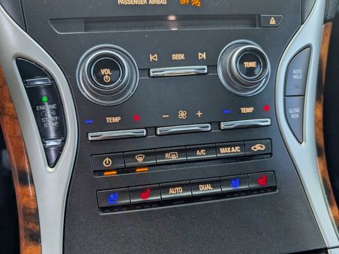 Used 2019 Lincoln Nautilus Reserve image 15