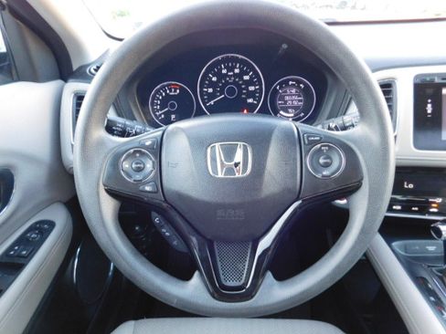 Used 2017 Honda HR-V EX image 12