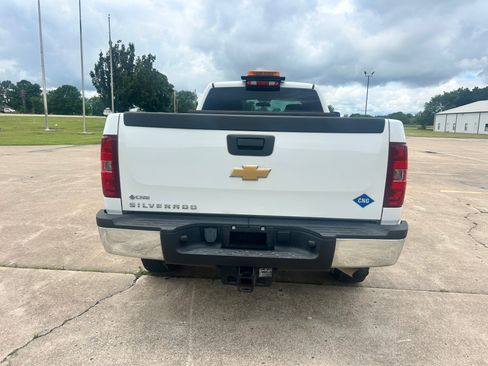 Used 2013 Chevrolet Silverado 2500 2WD Extended Cab image 6