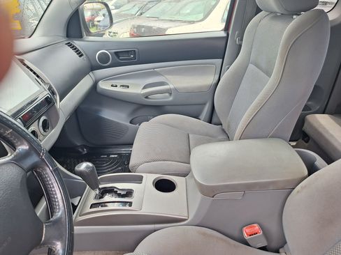 Used 2005 Toyota Tacoma TRD Off-Road image 8