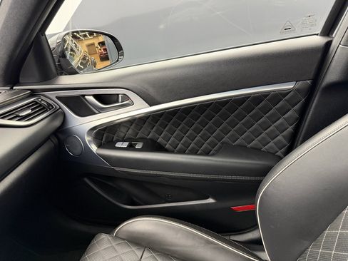Used 2019 Genesis G70 3.3T Advanced image 16