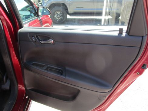 Used 2007 Chevrolet Impala LTZ image 21