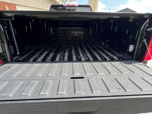 Used 2022 Chevrolet Silverado 3500 LTZ image 9