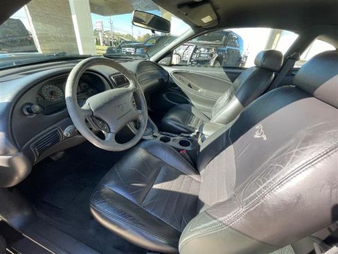 Used 2002 Ford Mustang GT Deluxe image 9