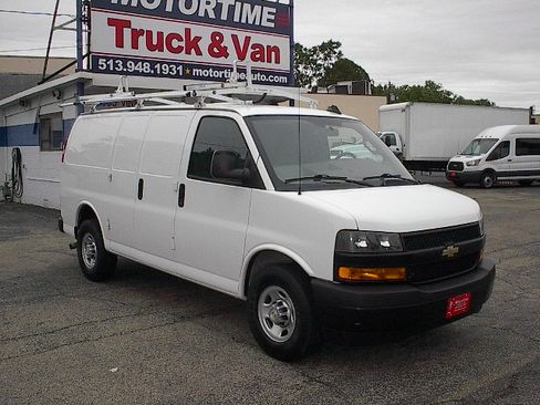Used 2021 Chevrolet Express 3500 UNAVAIL RWD image 1