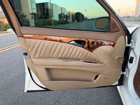 Used 2007 Mercedes-Benz E 63 AMG image 14