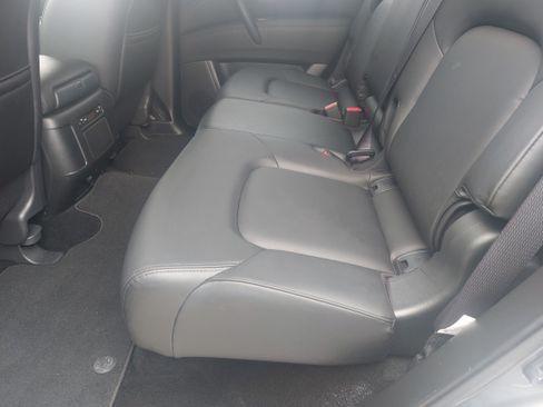 Used 2023 Nissan Armada SV image 17