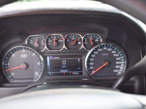 Used 2019 Chevrolet Tahoe 4WD image 2