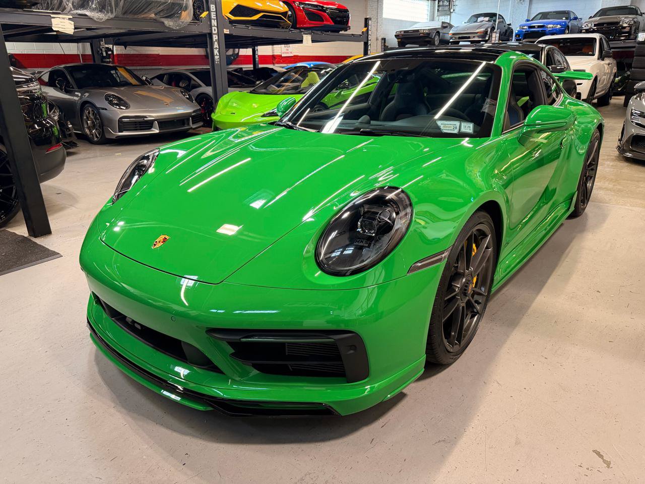 Used 2023 Porsche 911 Carrera GTS Coupe RWD image 10
