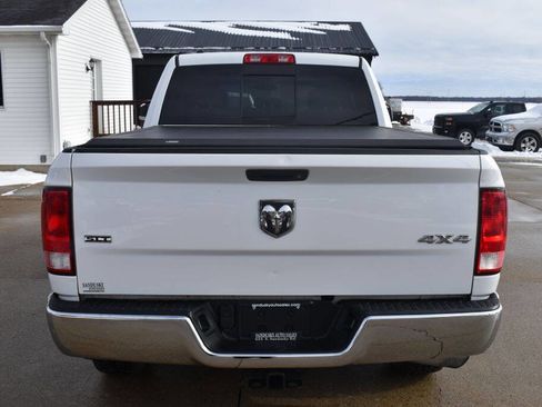 Used 2017 RAM 1500 Classic SLT image 5