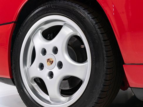 Used 1992 Porsche 911 Carrera Coupe RWD image 12