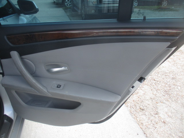 Used 2010 BMW 535i Sedan RWD image 17