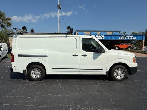 Used 2021 Nissan NV 2500 SV image 6