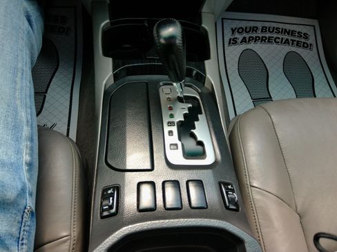 Used 2007 Toyota 4Runner Limited image 60