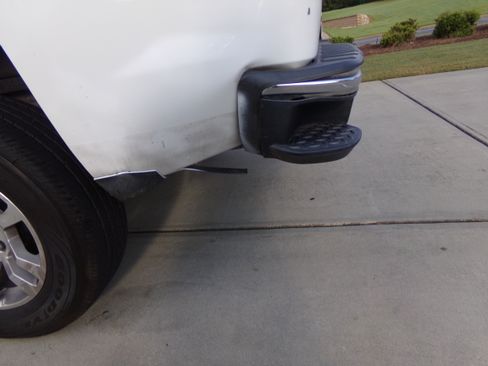 Used 2015 Chevrolet Silverado 1500 4x4 Crew Cab LT image 10