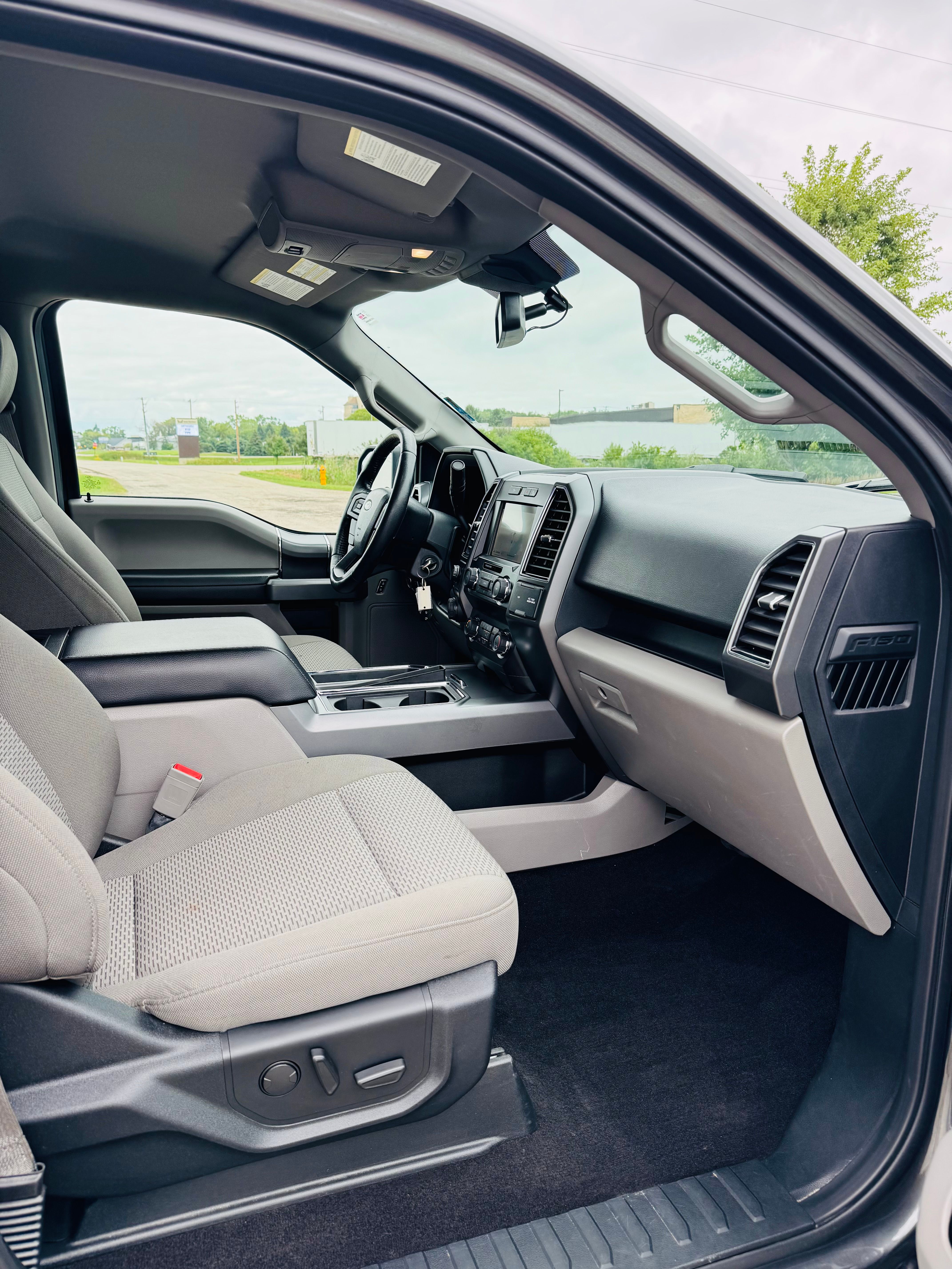 Used 2019 Ford F150 4x4 SuperCrew image 16