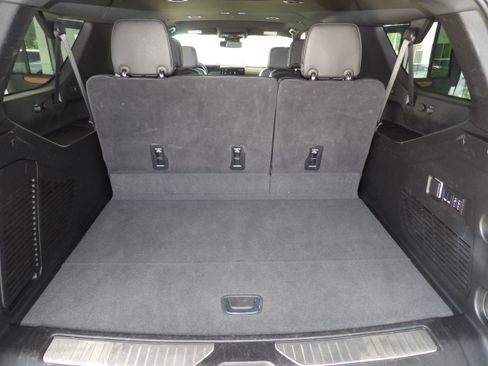 Used 2025 GMC Yukon XL Denali image 25