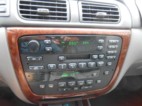 Used 2004 Mercury Sable LS Premium Sedan FWD image 13