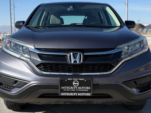 Used 2015 Honda CR-V LX image 2