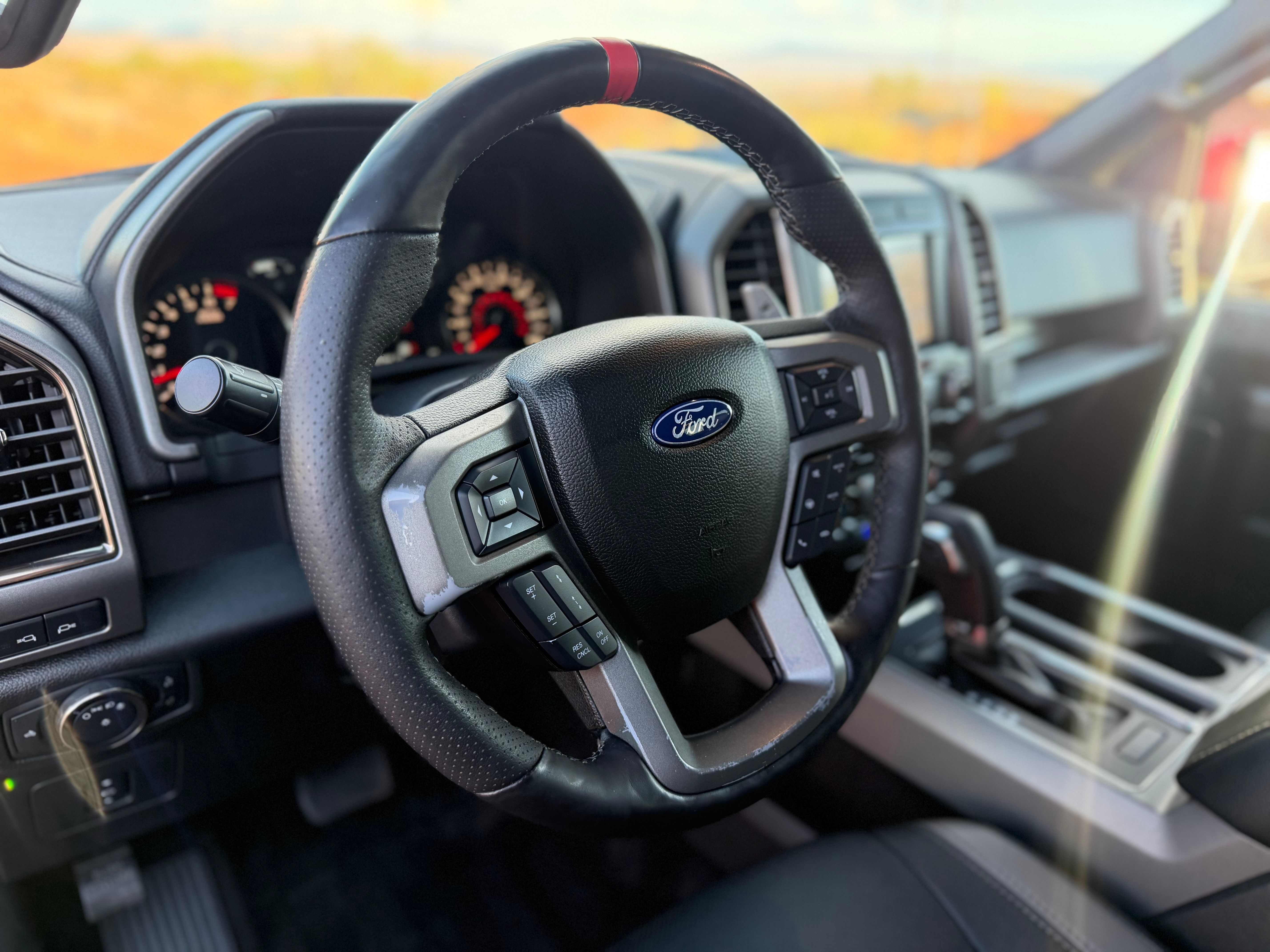 Used 2018 Ford F150 4x4 Crew Cab Raptor image 12