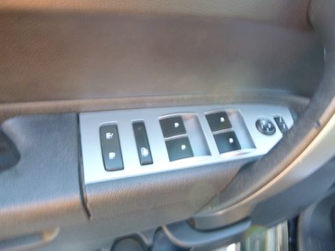 Used 2014 Chevrolet Silverado 2500 LT image 13