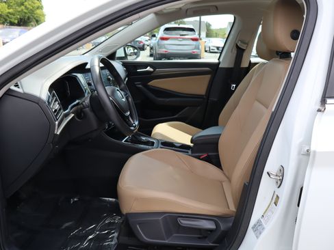 Used 2019 Volkswagen Jetta SEL FWD image 13