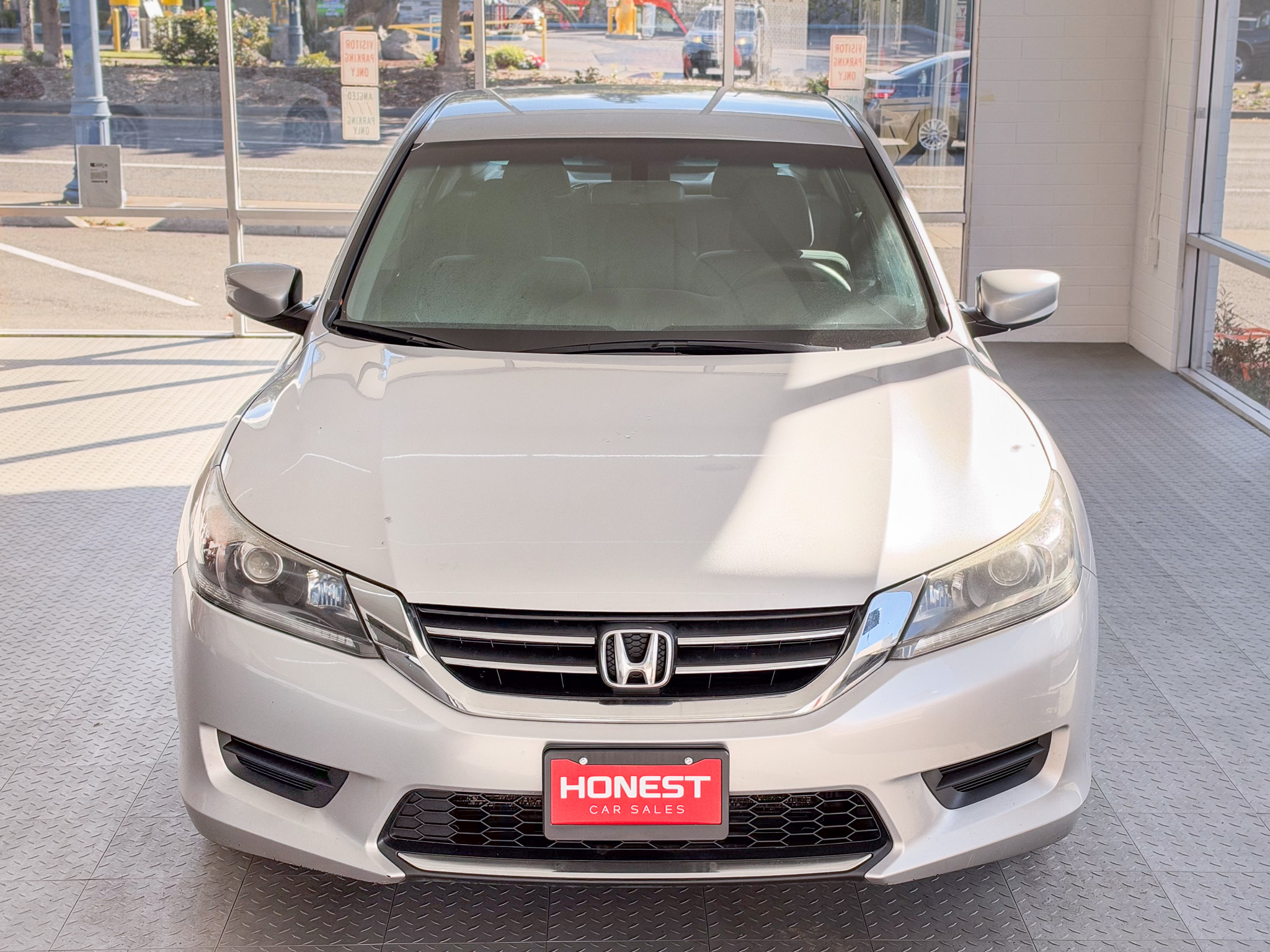 Used 2015 Honda Accord LX Sedan image 2