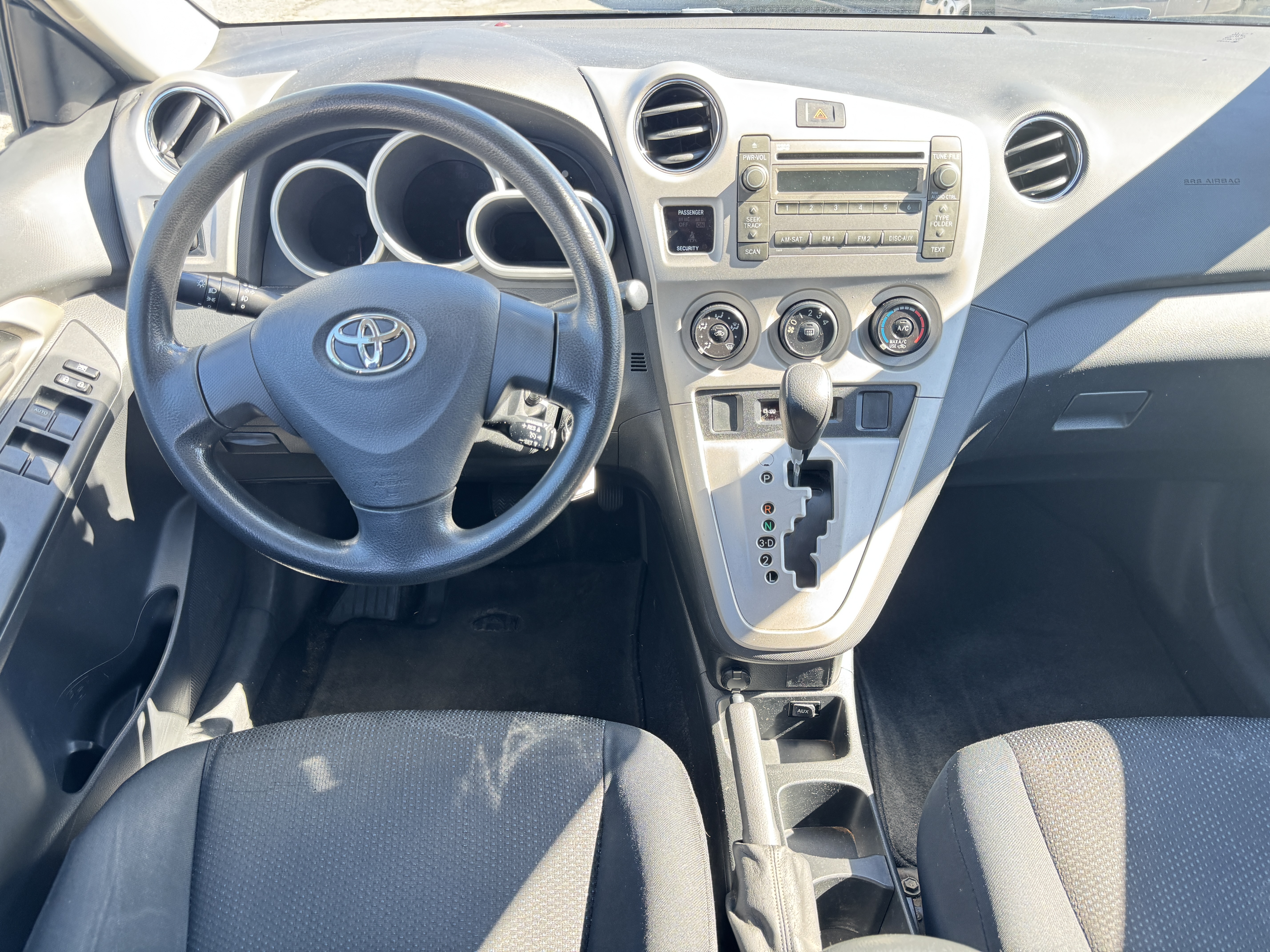 Used 2010 Toyota Matrix Sport Wagon 4D FWD image 21