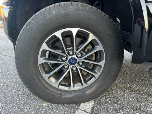 Used 2020 Ford F150 XLT image 21