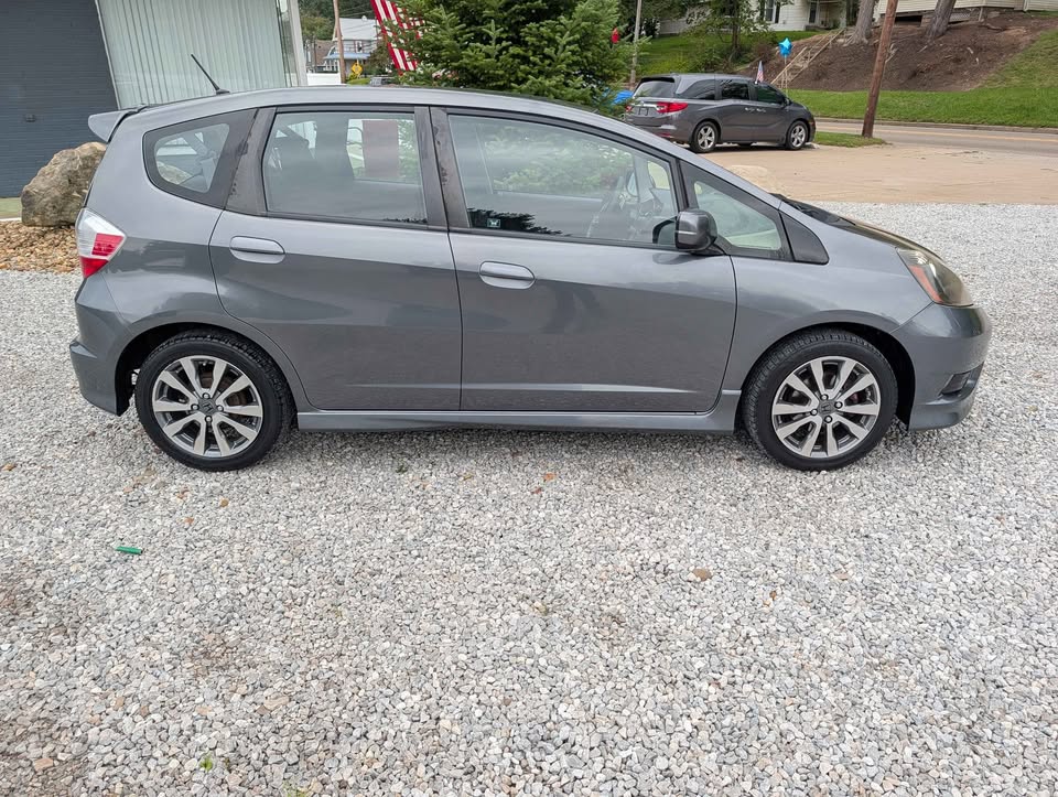 Used 2013 Honda Fit Sport image 5