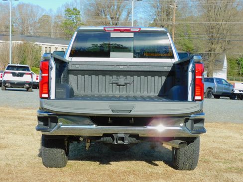 New 2026 Chevrolet Silverado 2500 LTZ image 12
