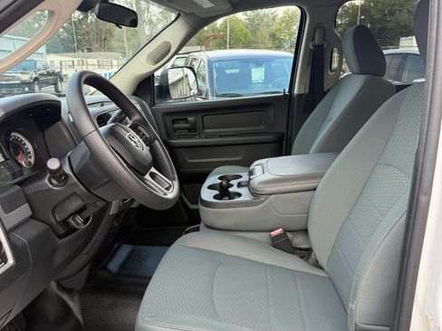 Used 2015 RAM 3500 Tradesman image 7