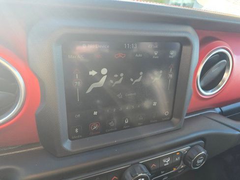 Used 2020 Jeep Gladiator Rubicon image 35